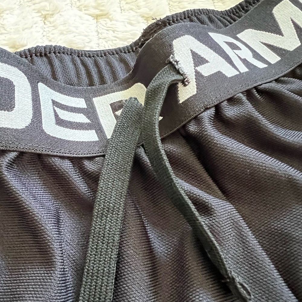 Under Armour Youth Shorts - Picture 4 of 7